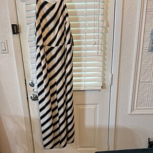 NWT H&M Elegant Black and White Striped jumpsuit